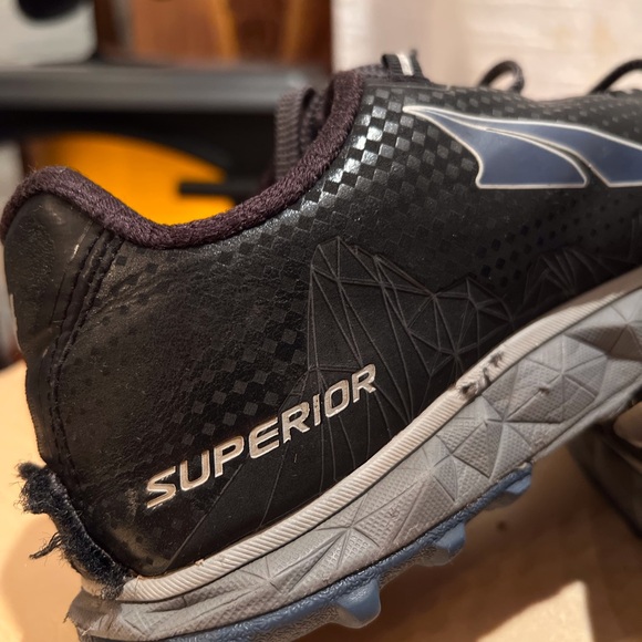 Women’s Altra Superior 4 - Picture 3 of 7